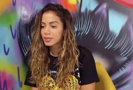 Anitta fala sobre a volta da TV Globinho e desabafa sobre situação das crianças