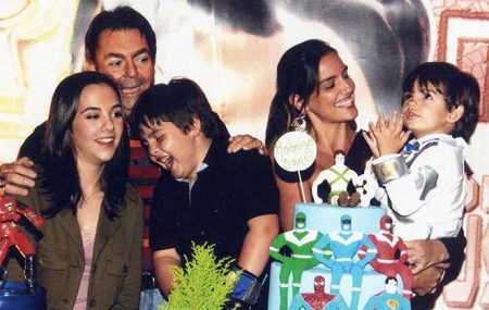 Filho mais novo de Faustão faz aniversário e esposa do apresentador posta fotos raras