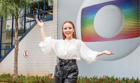 Avó de Larissa Manoela na ficção reprova ida da atriz para a Globo