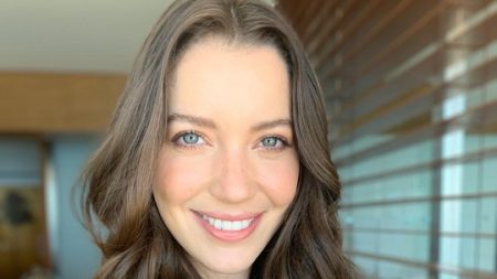 Nathalia Dill fala sobre quarentena e lembra personagens marcantes nas novelas
