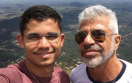 Lulu Santos abre o jogo sobre quando assumiu relacionamento com atual marido