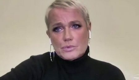 Xuxa diz que não é de esquerda nem de direita e acaba sendo detonada