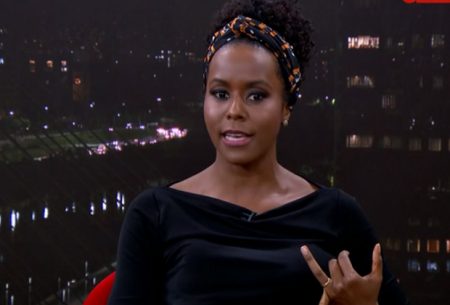 Maju Coutinho se emociona ao relatar sobre o racismo em sua vida