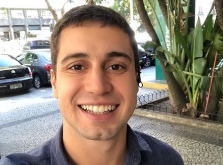 Pedro Figueiredo revela presente inusitado do marido no Dia dos Namorados