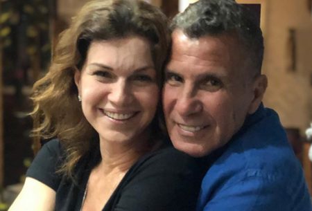 Após foto romântica, Eri Johnson desmente namoro com atriz