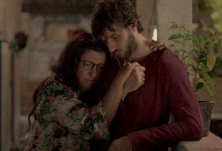 Regina Casé surpreende com linda homenagem para Chay Suede
