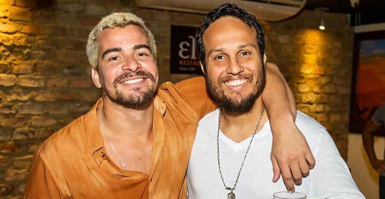 Thiago Martins relembra irmão que foi atingido por bala perdida