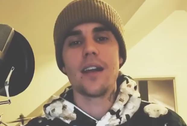 Justin Bieber critica fãs após aglomeração na porta de sua casa