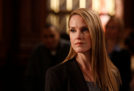 Audiência da TV: Law & Order na Band cresce e humilha atração de Sabrina Sato