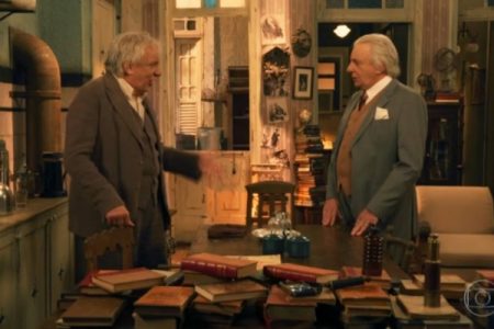 Êta Mundo Bom! – Capítulo de Segunda-Feira (29/06): Pancrácio e Pandolfo discutem