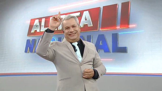 Com contrato renovado, Sikêra Jr comemora salário alto na RedeTV!