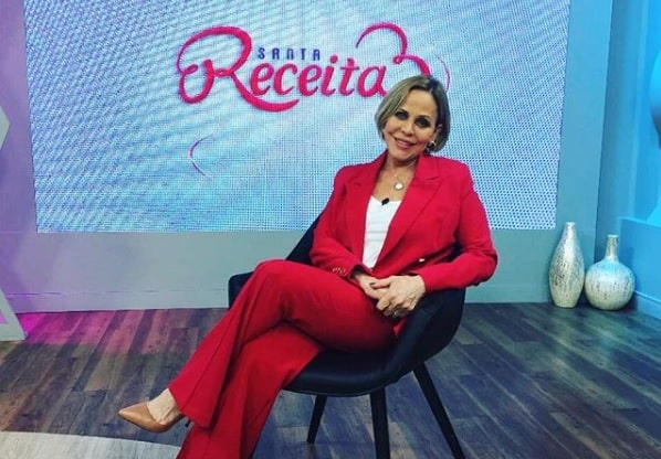 TV Aparecida tira Claudete Troiano do Santa Receita; apresentadora desabafa