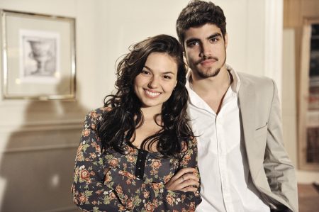 Tititi – Capítulo de Segunda-feira (28/06): Edgar descobre que Marcela aceitou se casar com Renato