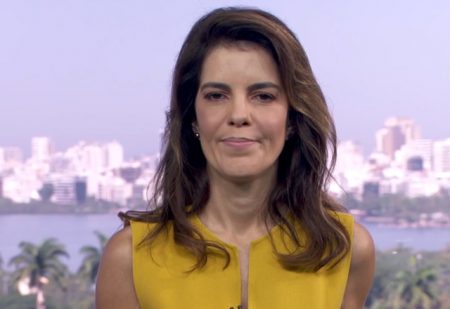 Apresentadora da Globo se emociona com reportagem em telejornal