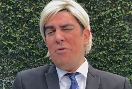 Marcelo Adnet imita Trump para rebater opinião de Felipe Neto