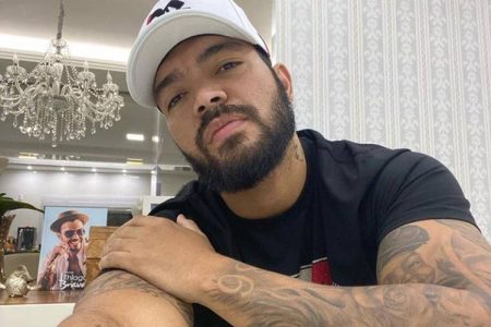 Thiago Brava deixa mansão por problemas financeiros e se pronuncia