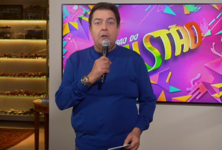 Faustão surpreende e manda recado para apresentadores da Record