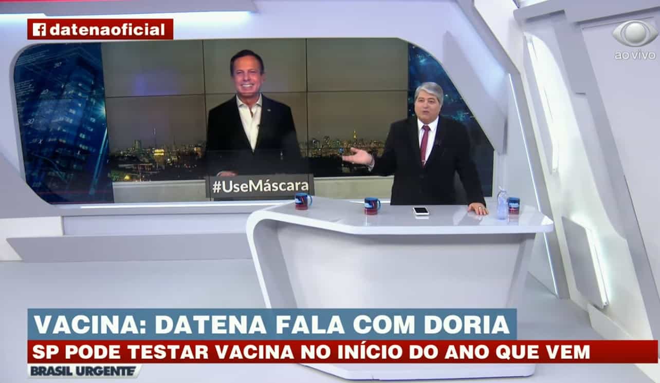 Ao vivo, Doria ri de episódio de Bolsonaro com ema e recebe aviso de Datena