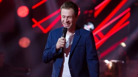 Boninho anuncia edição extra do The Voice Brasil com grande novidade