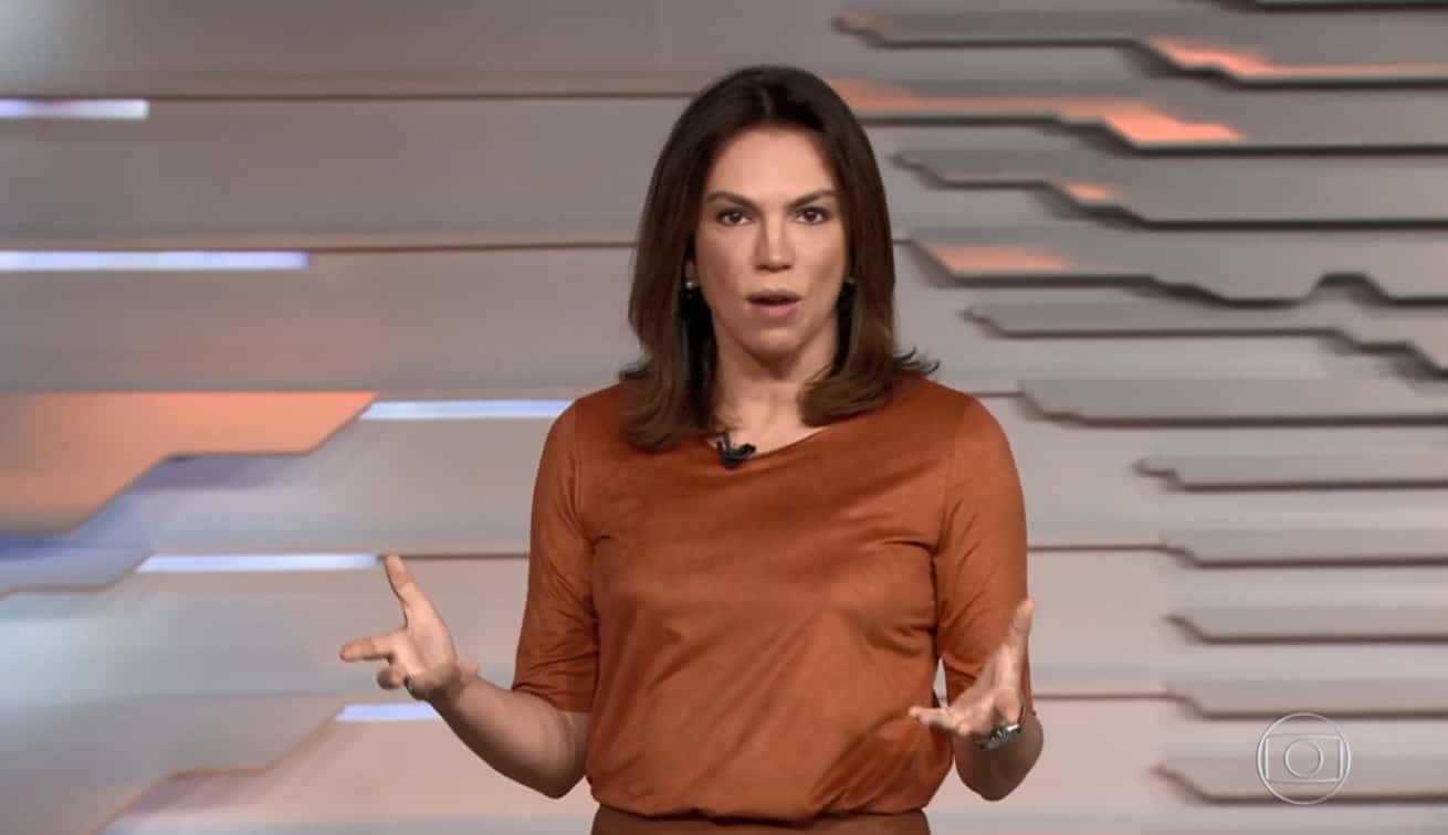 Ao vivo, Ana Paula Araújo rebate governo e diz que Globo trabalha com fatos