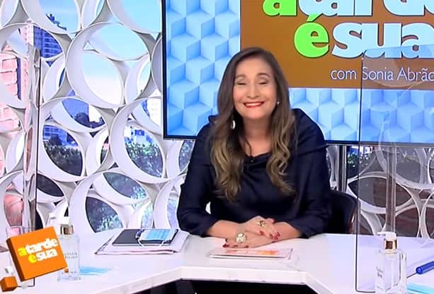 Sonia Abrão mostra novo cenário do A Tarde é Sua e dá o que falar