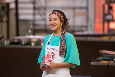 Participante pede demissão ao celebrar vitória no MasterChef Brasil