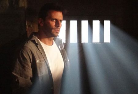 Flor do Caribe – Capítulo de Quinta-Feira (03/09): Cassiano cai em armação e é preso