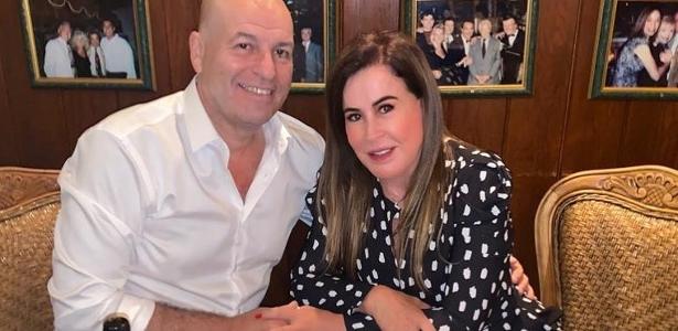 Zilu Godoi completa seis meses de namoro com empresário e se declara