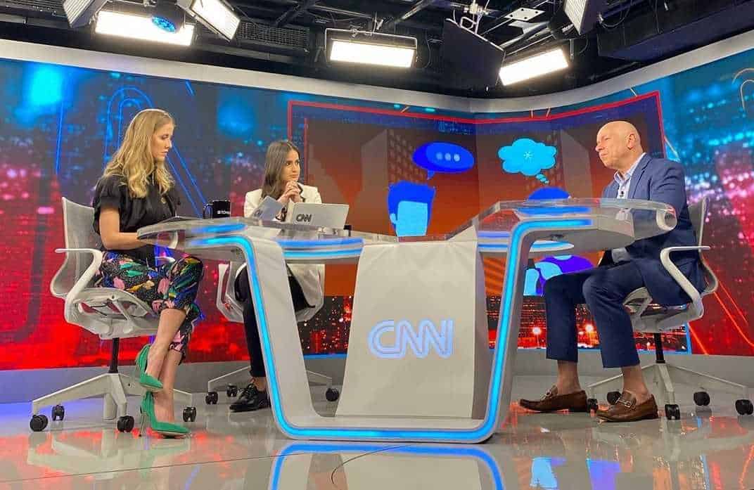 CNN Brasil comemora seis meses e vice entre os canais de notícias