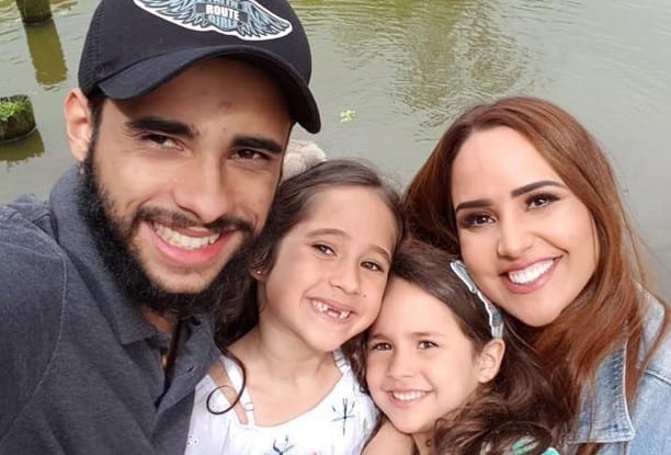 Ex-marido de Perlla revela atitude contra cantora por causa da filhas