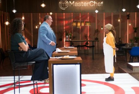 Erick Jacquin choca ao ironizar prato de competidora no MasterChef