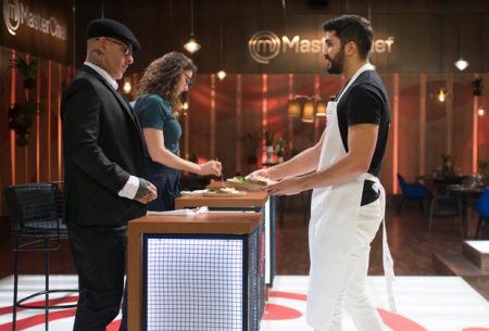 Paola Carosella não perdoa e detona arroz no MasterChef