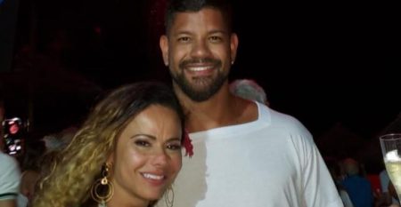 Viviane Araújo compartilha declaração no aniversário do namorado