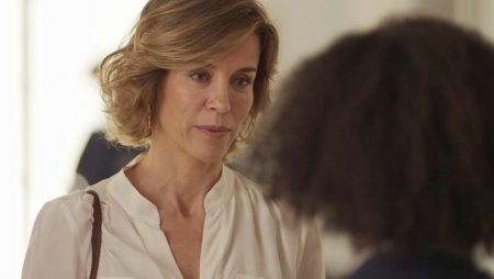 Malhação – Viva a Diferença – Capítulo de Terça-Feira (22/09): Ellen defende Malu de alunos