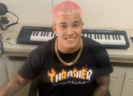 “Justin Bieber brasileiro” faz sucesso imitando cantor nas redes sociais