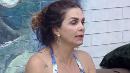 A Fazenda 2020: Luiza reclama da dificuldade nas provas e abre discussão