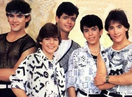 Ex-integrante do Menudo tenta suicídio e está internado em estado grave