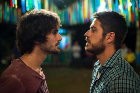 A Força do Querer – Capítulo de Segunda-feira (05/10): Zeca se irrita e agride Ruy