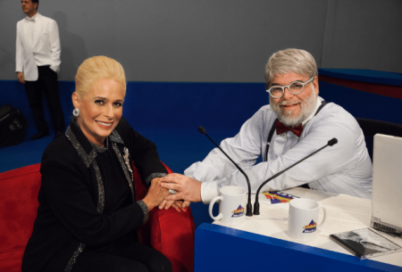 Hebe chega ao fim na liderança, com A Fazenda 2020 na cola