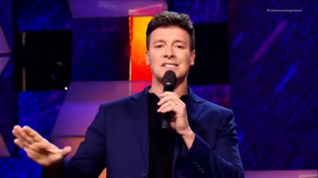 Fábia Oliveira acusa Rodrigo Faro de “plantar” notícias para substituir Faustão na Globo