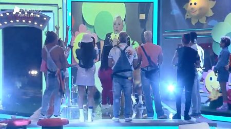 Participação de Xuxa em A Fazenda agita a web e Record tem erro apontado