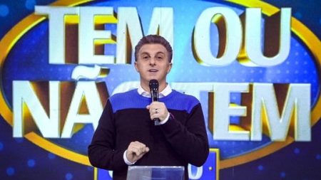 Caldeirão do Huck estreia game show com duelo entre famílias e prêmio de R$ 30 mil