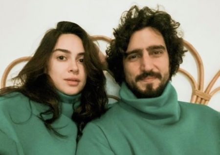 Renato Góes comenta sobre primeiro trabalho ao lado da esposa Thaila Ayala