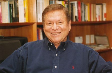 Boni critica programação e cortes da Globo e manda recado