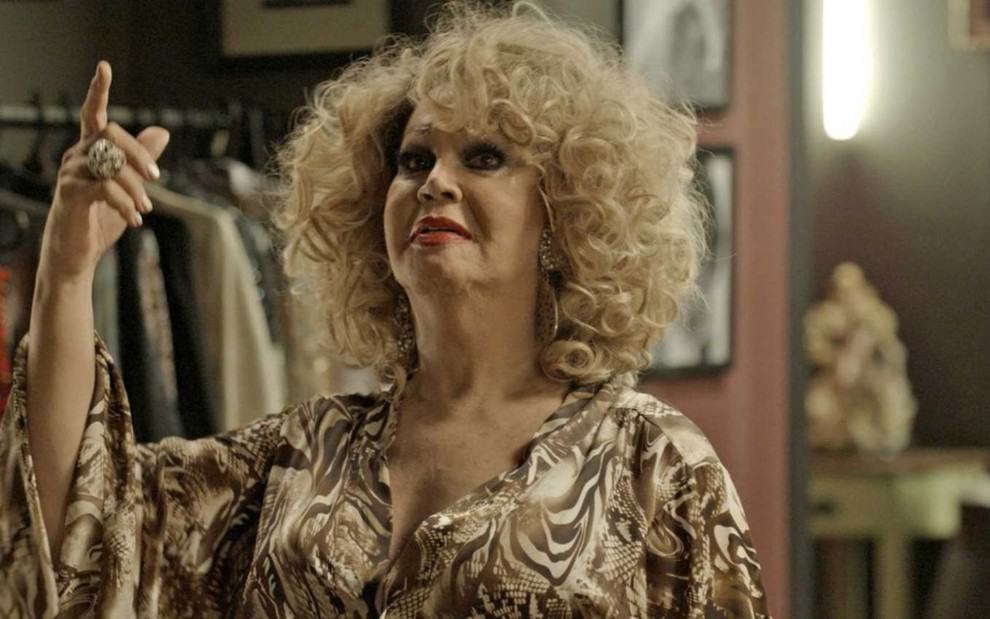 No ar em A Força do Querer, atriz trans Jane di Castro morre aos 73 anos