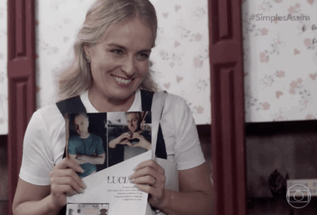 Angélica brinca com defeitos de Luciano Huck em esquete com Fábio Porchat para o Simples Assim