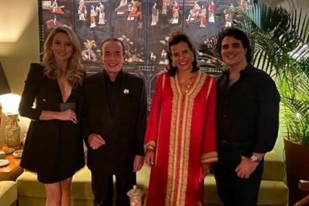Chiquinho Scarpa reata namoro e aparece em festa de Narcisa Tamborindeguy