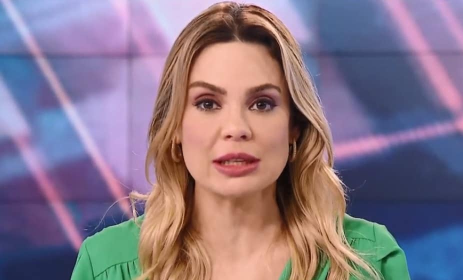Um mês após deixar o SBT, Rachel Sheherazade aparece na Globo