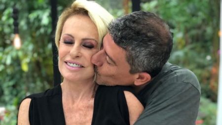 Após programa sem Louro José, Ana Maria Braga fala sobre luto