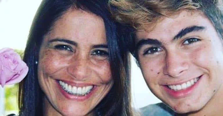 Mãe de Rafael Vitti, Valeria Alencar publica foto rara da infância do ator